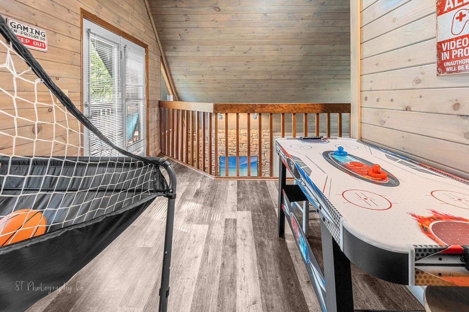 Hey Diddle Diddle Cabin Pigeon Forge Exterior photo